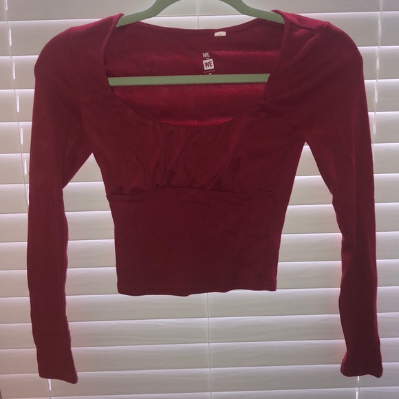 ME to WE Perfect Condition Red Top - Picture 1 of 2
